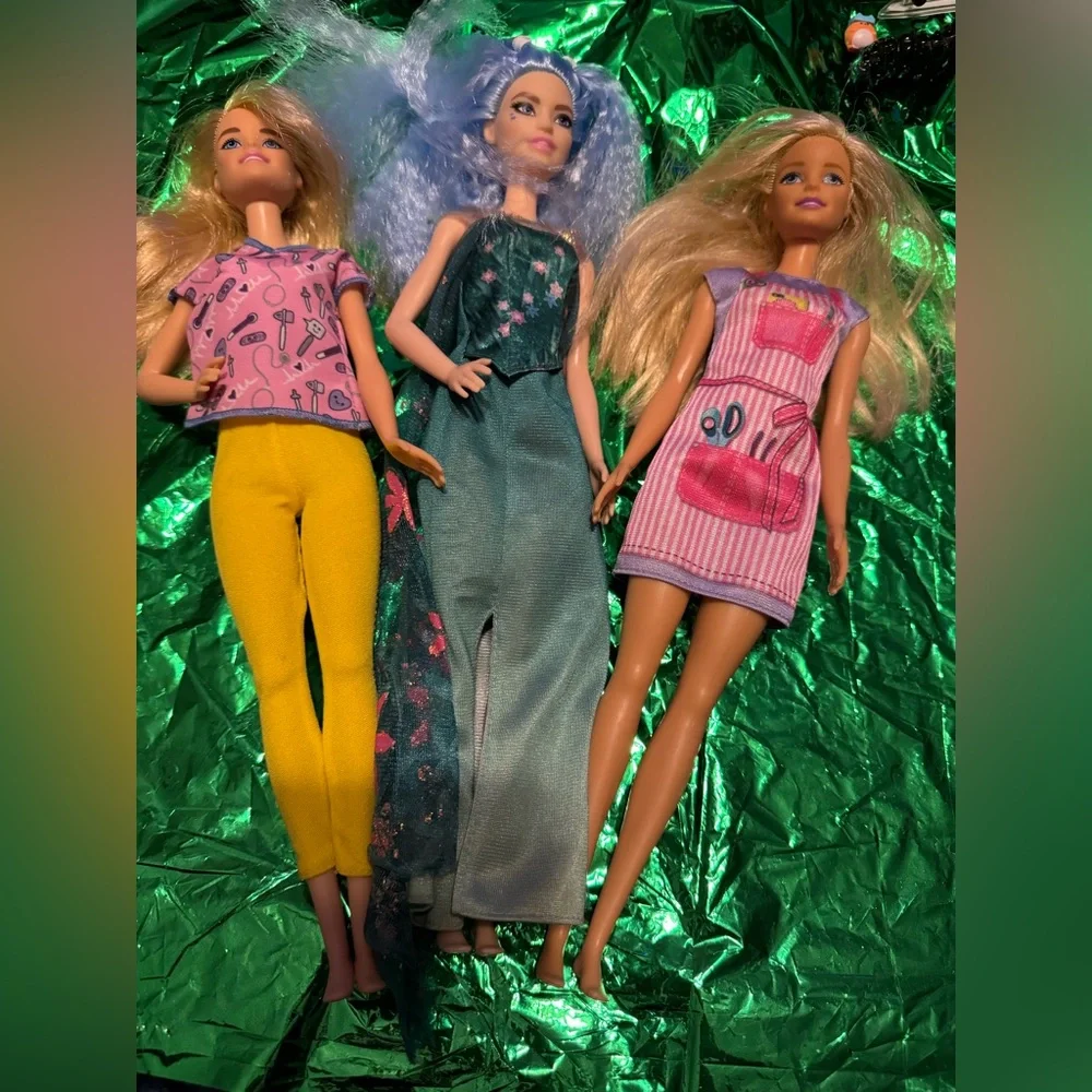Barbie lot of 3 dolls